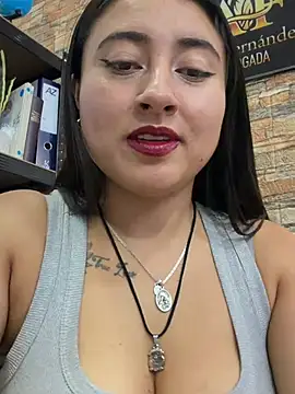 Chat +18 de _Sarah-Office1 ao vivo