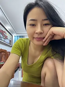 jingya521 Adlı Modelin Canlı XXX Sohbeti