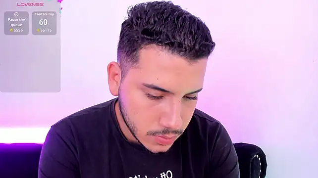 Axel_grey_ Adlı Modelin Canlı XXX Sohbeti