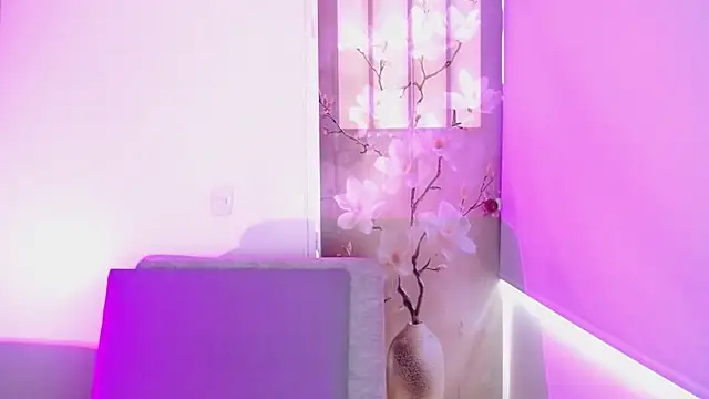 XXX chat uživo modela milfrousse