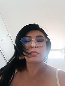 katysquirtdirty's Live XXX Chat