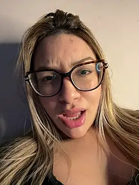Chat XXX ao vivo de Clarasc