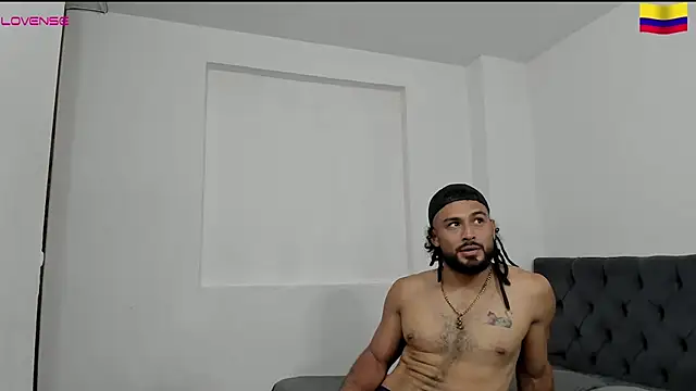 Онлайн чат XXX Louis_marley__