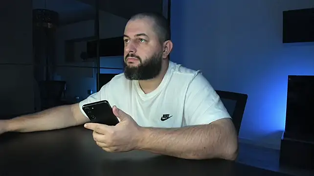 DravenPeak's Live XXX Chat