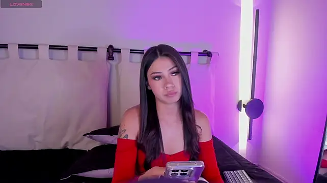 XXX chat uživo modela Valee_miller