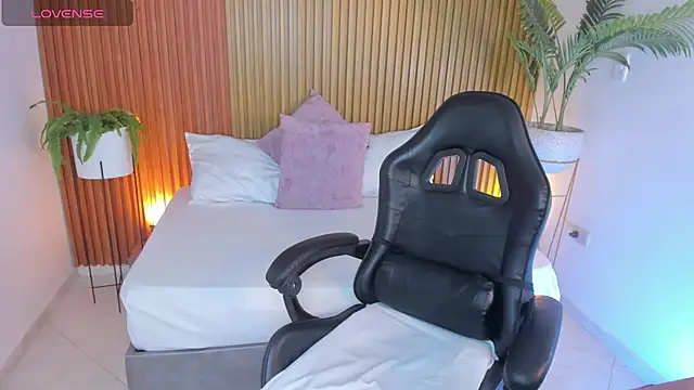 nahia_13 Live XXX-Chat