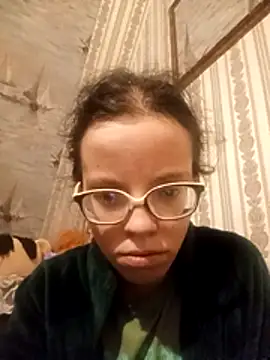 AlisaFoxs Chat XXX in diretta