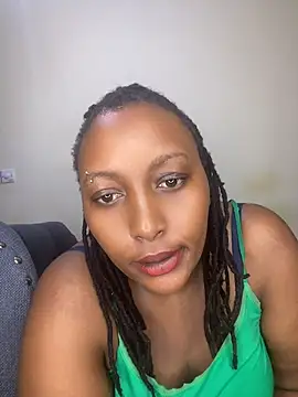 FREAKYBBW_001 – Live XXX-chat