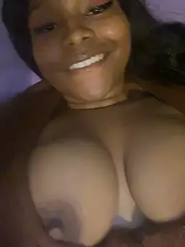 Czat XXX na żywo – MsdoyouhearThat
