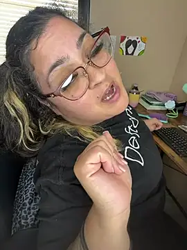 Tillymarie Live XXX-Chat