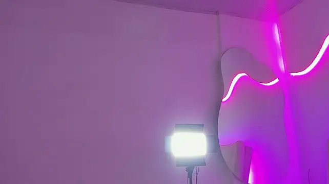 XXX chat uživo modela Lucy_salas