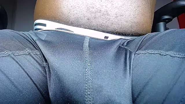 XXX chat uživo modela MAXJONES_2