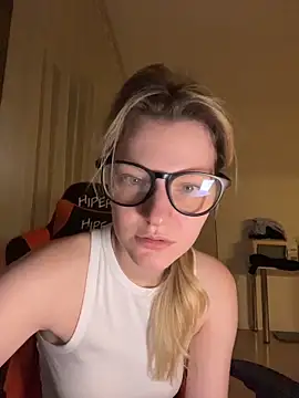 MaryHiggins Chat XXX in diretta