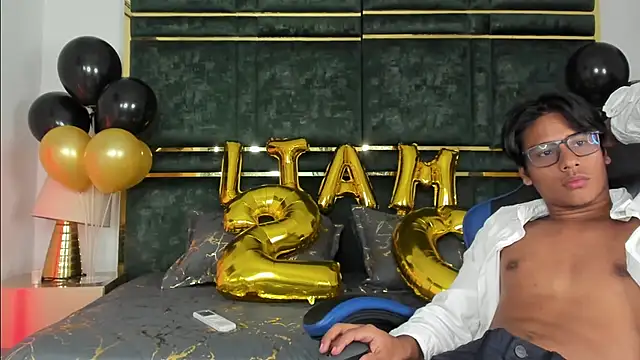 LiamKron Live XXX Chat