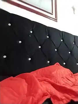 ElizabethWeill - Wet my panties and make me masturbate