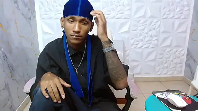 ManSant Live XXX Chat