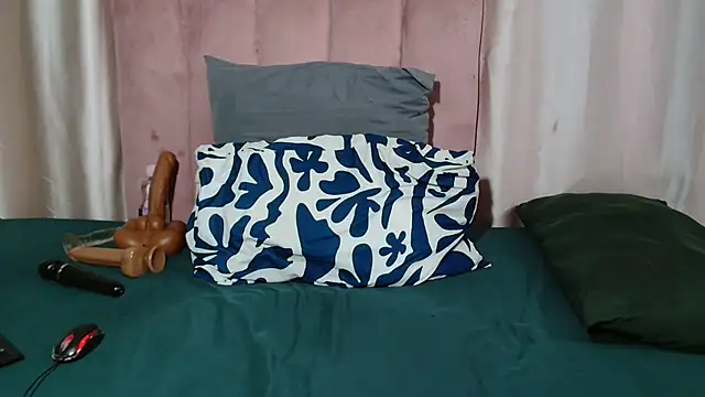XXX chat uživo modela Tianaah