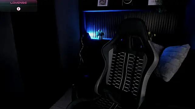 Živý XXX chat JamesCr_