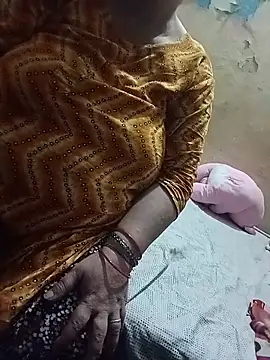Simran_008 Chat XXX live