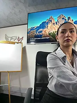 Amy_Kiitty_ XXX чат на живо