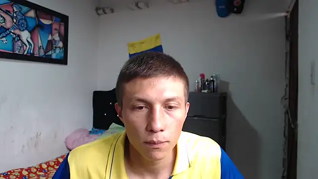 Stiiveen777 live XXX chat