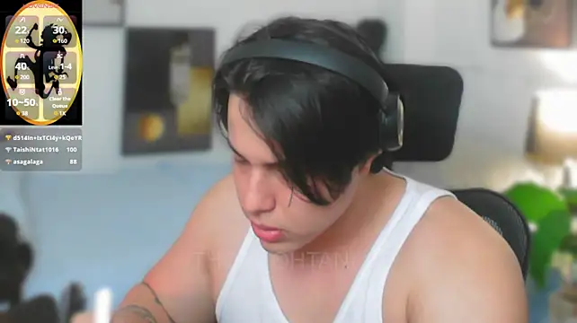 Thom_Ohtani's Live XXX Chat