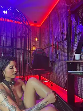 XXX chat uživo modela NAILAHARD
