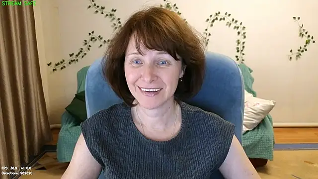 Chat +18 de Lia_Tito ao vivo