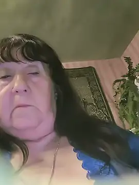CrystalLime6411's Live XXX Chat