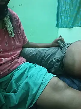 saro_tamilgirl Webcam-Show
