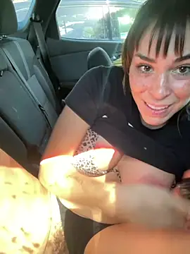 MommyGambit - Panties to the side and in your face