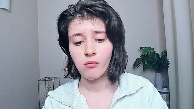 XXX chat uživo modela LeliaFujimoto