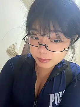 AZ37866n Live XXX chat