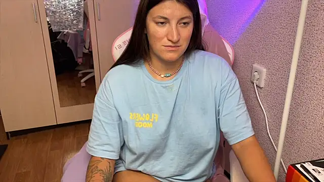 XXX chat uživo modela Katrin__kiss