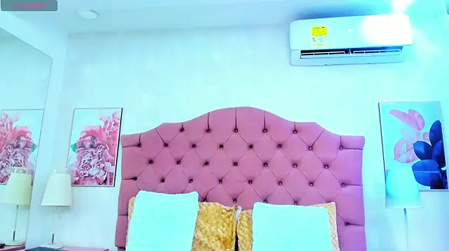 ThyaraJhons - Ride my dildo so sexy and moan 🍆💦🍑