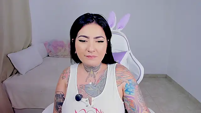 Živý XXX chat heeyy_kitty