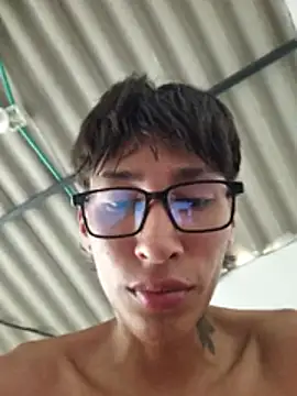 Chat XXX ao vivo de daniel_X18X