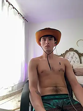 XXX chat uživo modela PhilipRich