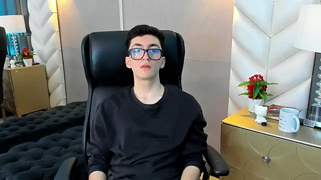 GaelDuken Live XXX chat