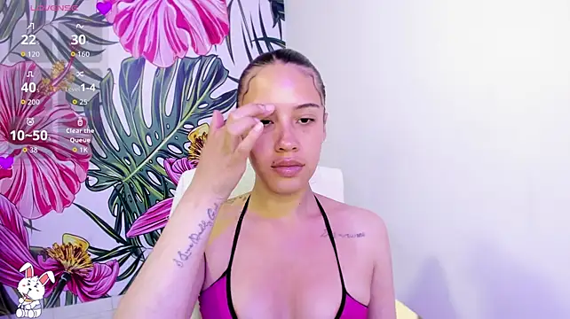Chat +18 de Stefany_e_ ao vivo