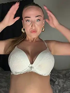 Cutie_Sara's Live XXX Chat
