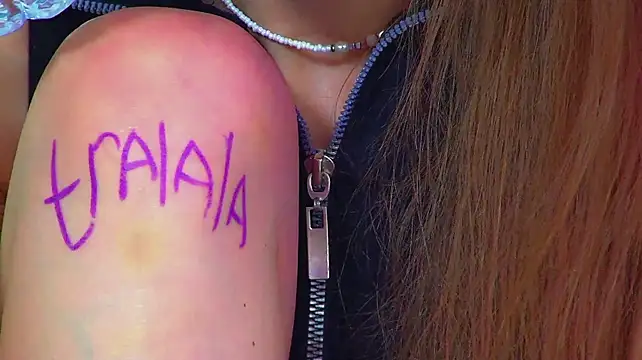 Chat XXX en directo de HaileyArden