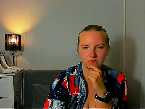 RoseTeacherX's Live XXX Chat