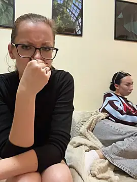 Chatroom XXX en direct de RussianGirls_