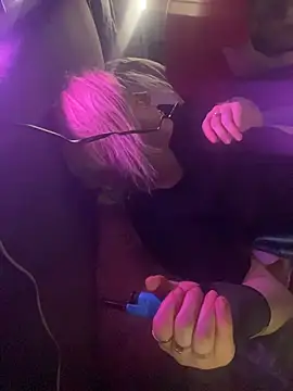 Mollymay69 - Make me cum with my new toy xx