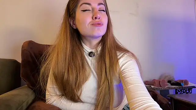 Онлайн чат XXX LinaWitch