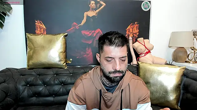 TommyDum's Live XXX Chat