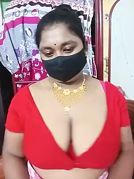 Pooja_Roy_7's Live XXX Chat