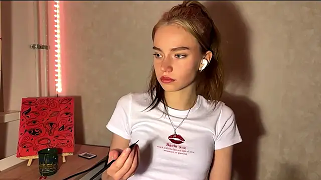 Chatroom XXX en direct de LydaDrozdenko
