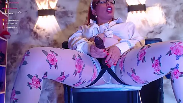 Ivvannaparis - MAKE ME CUM! 💦tip menu on